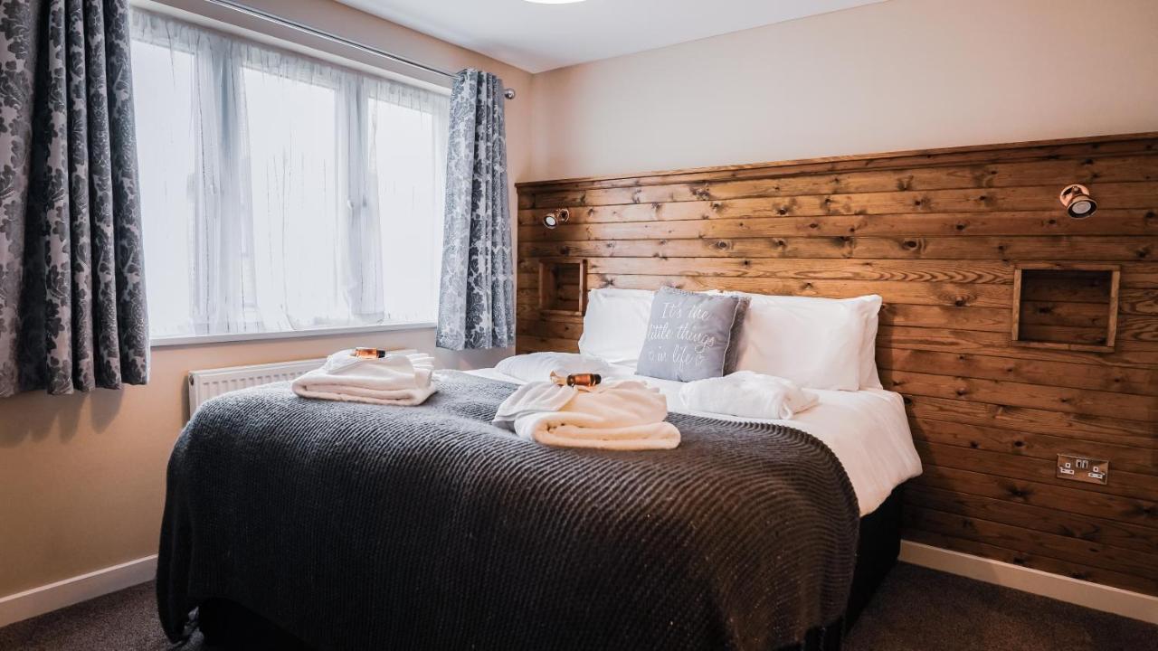 Hotel Warrenwood Country Park à Polegate Extérieur photo